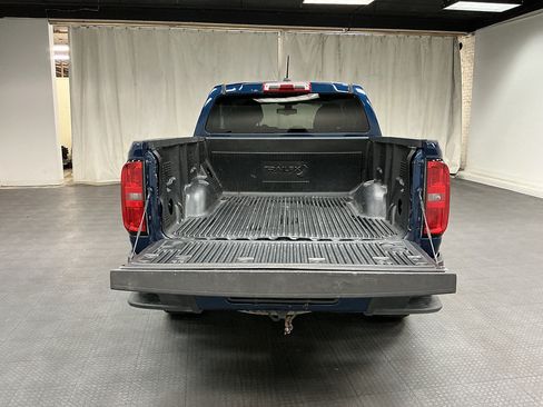 Used 2020 Chevrolet Colorado LT AWD/4WD image 26