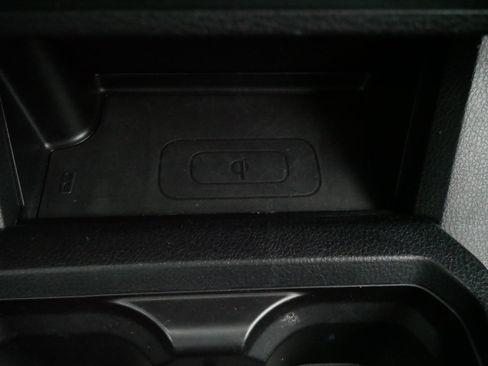 Used 2017 Toyota Tacoma TRD Off-Road w/ Tow Package (A/T) image 28