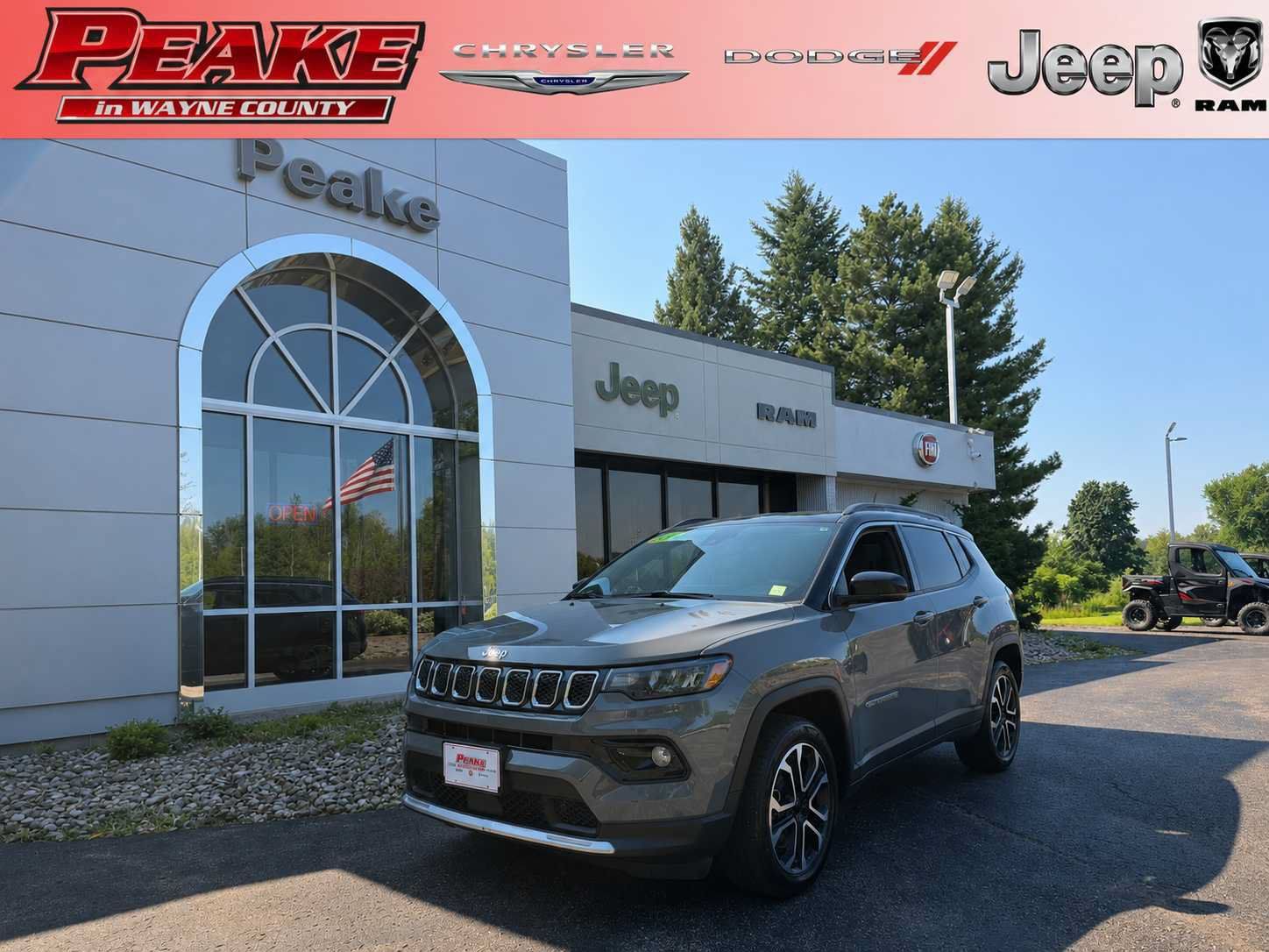 Used 2024 Jeep Compass Limited AWD/4WD image 1