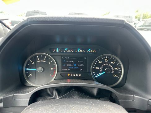 Used 2018 Ford F150 XLT w/ Equipment Group 301A Mid AWD/4WD image 10