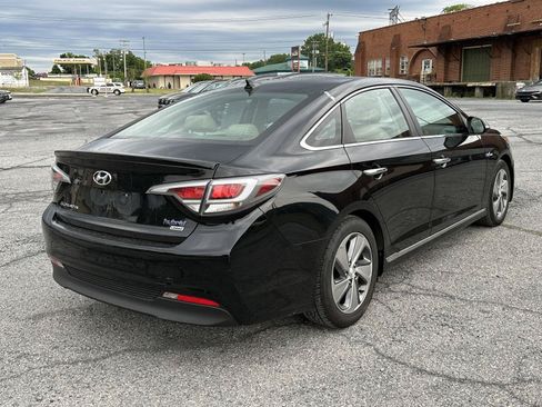 Used 2017 Hyundai Sonata Limited FWD image 8
