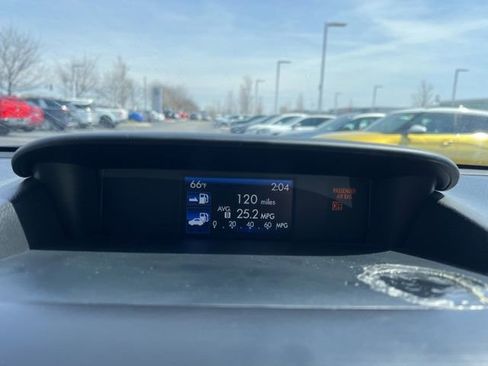 Used 2015 Subaru Forester 2.5i w/ Alloy Wheel Package image 18