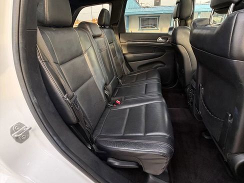 Used 2015 Jeep Grand Cherokee Limited w/ Luxury Group II image 17