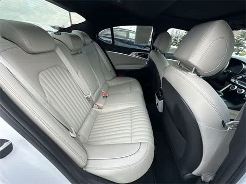 Used 2022 Genesis G70 2.0T w/ Prestige Package image 26