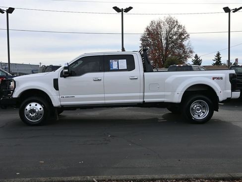 Used 2022 Ford F450 Platinum w/ FX4 Off-Road Package image 6