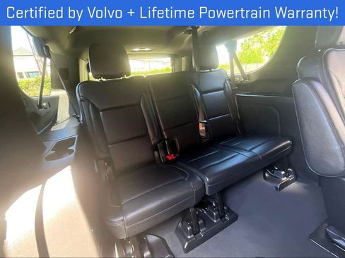 Used 2025 GMC Yukon XL Denali AWD/4WD image 37