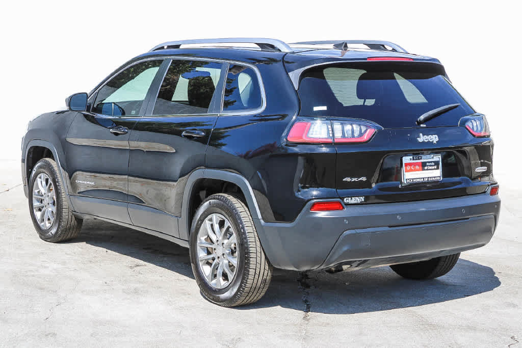 Used 2019 Jeep Cherokee Latitude Plus w/ Comfort/Convenience Group AWD/4WD image 4