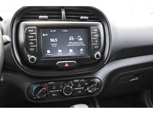 Used 2020 Kia Soul LX FWD image 27