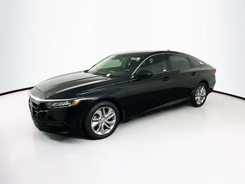 Used 2019 Honda Accord LX image 4