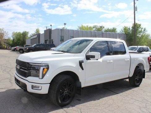 Used 2025 Ford F150 Platinum AWD/4WD image 1