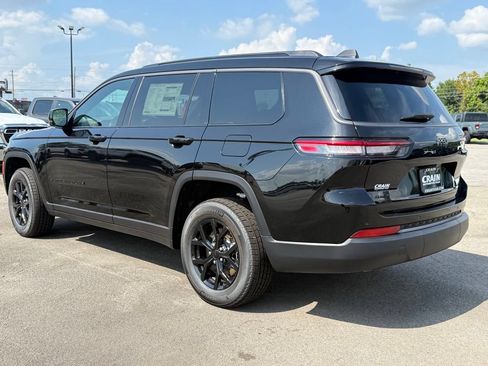 Used 2026 Jeep Grand Cherokee L 4WD image 5