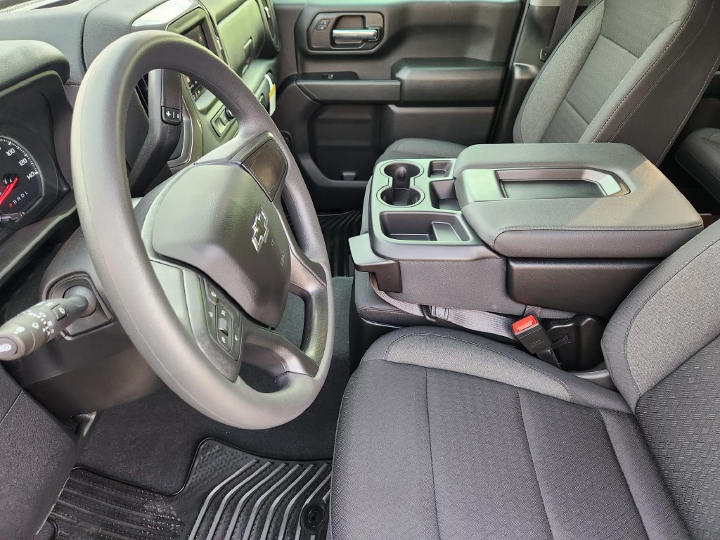 New 2026 Chevrolet Silverado 2500 Custom w/ Custom Value Package AWD/4WD image 10