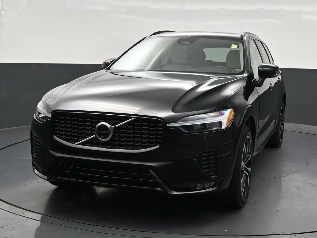 Certified 2024 Volvo XC60 B5 Plus w/ Protection Package Premier AWD/4WD image 9