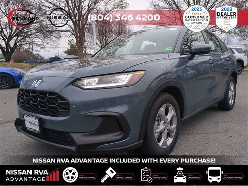 Used 2025 Honda HR-V LX image 2