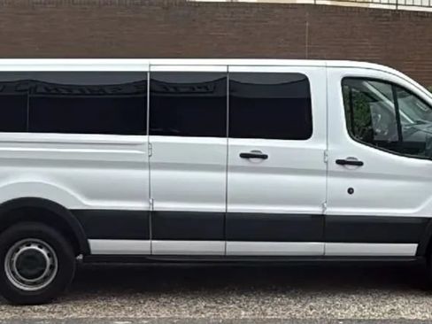 Used 2018 Ford Transit 350 XL RWD image 5