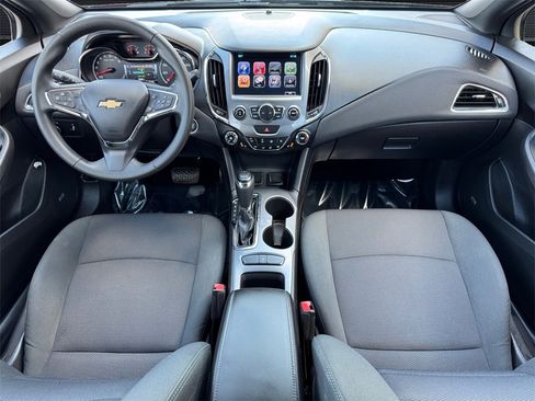 Used 2017 Chevrolet Cruze LT w/ Sun And Sound Package image 16