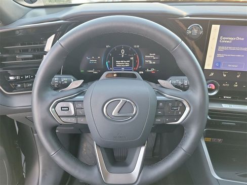 Used 2025 Lexus TX 350 AWD image 21