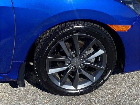 Used 2019 Honda Civic EX image 8
