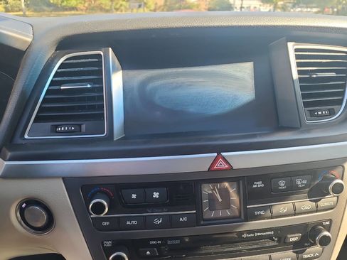 Used 2016 Hyundai Genesis 3.8 w/ Option Group 04 image 19