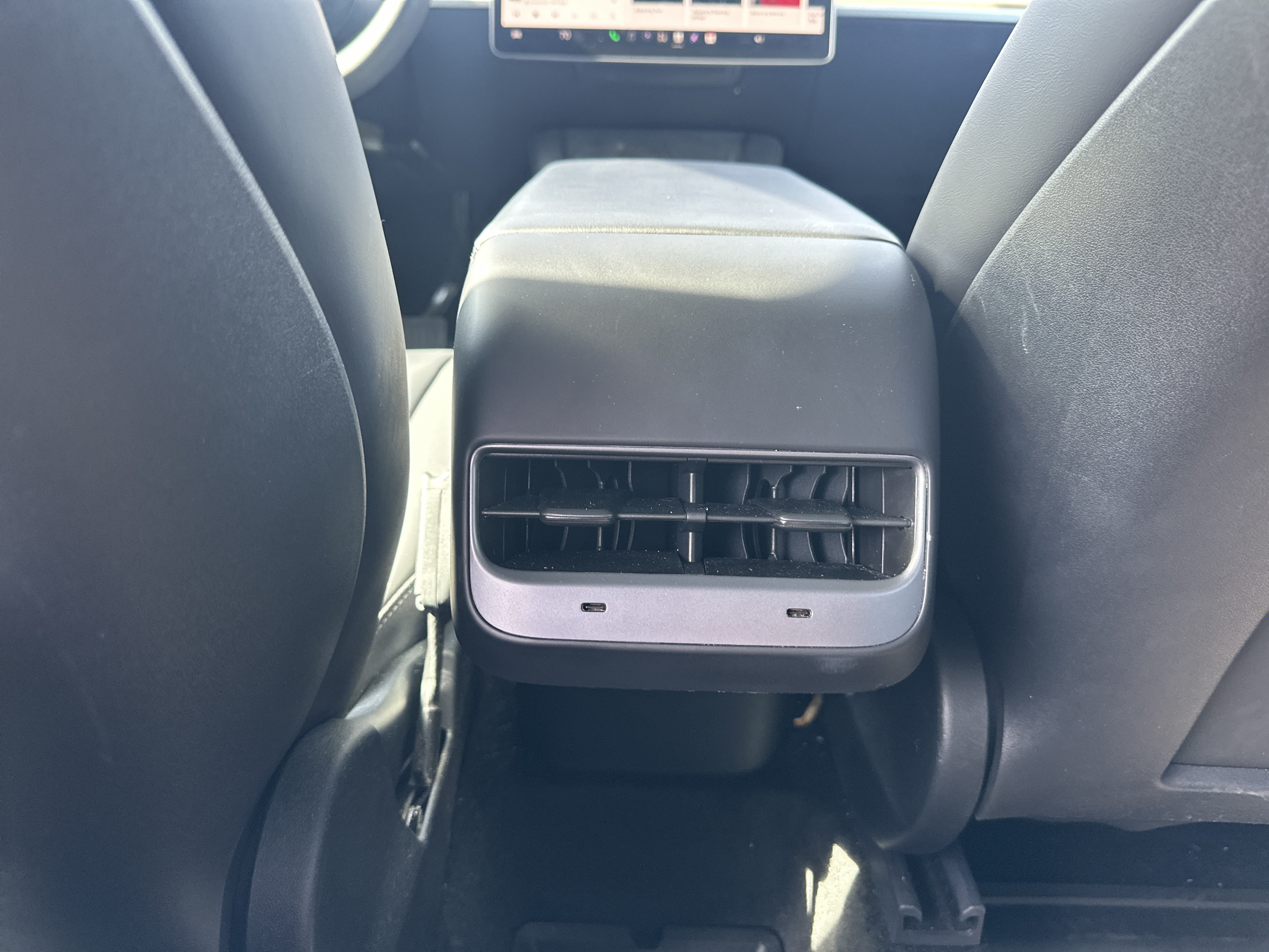 Used 2023 Tesla Model Y Long Range AWD/4WD image 18