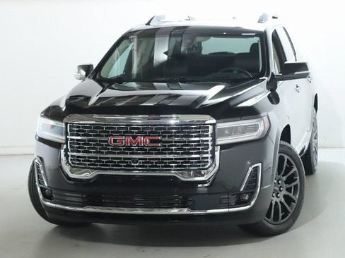 Used 2023 GMC Acadia Denali w/ Black Diamond Edition AWD/4WD image 3