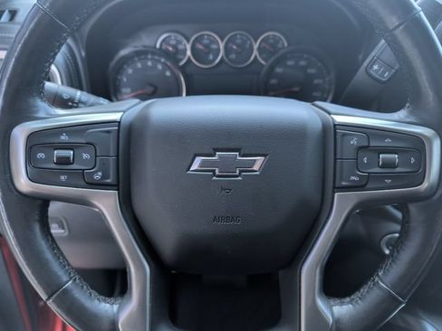 Used 2019 Chevrolet Silverado 1500 LT Trail Boss AWD/4WD image 15
