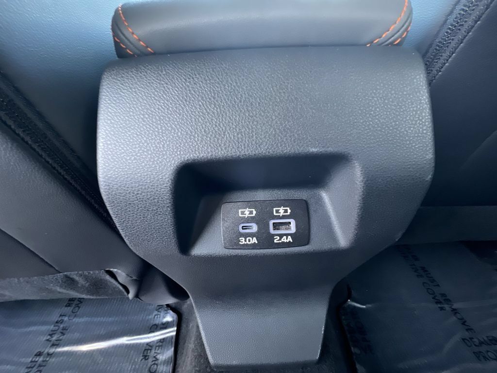 Used 2024 Subaru Crosstrek 2.5i Limited w/ Crosstrek Mirror Package AWD/4WD image 21