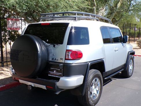 Used 2007 Toyota FJ Cruiser 4WD image 6