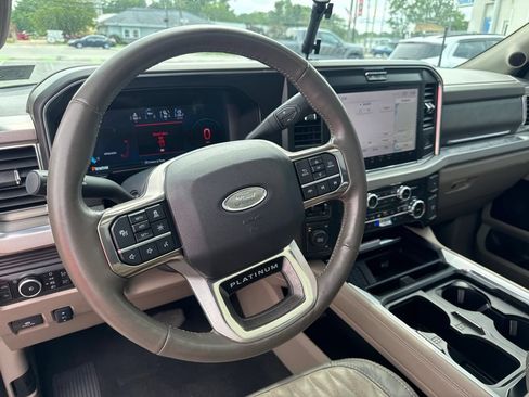Used 2025 Ford F450 Platinum w/ Platinum Plus Package AWD/4WD image 13