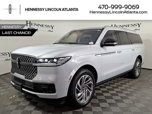 New 2025 Lincoln Navigator L Reserve AWD/4WD image 1