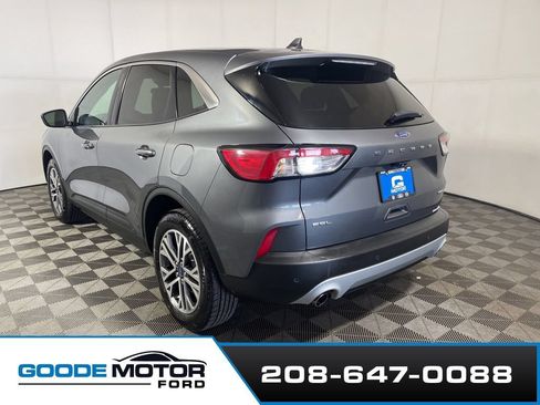 Used 2022 Ford Escape SEL w/ Technology Package AWD/4WD image 5