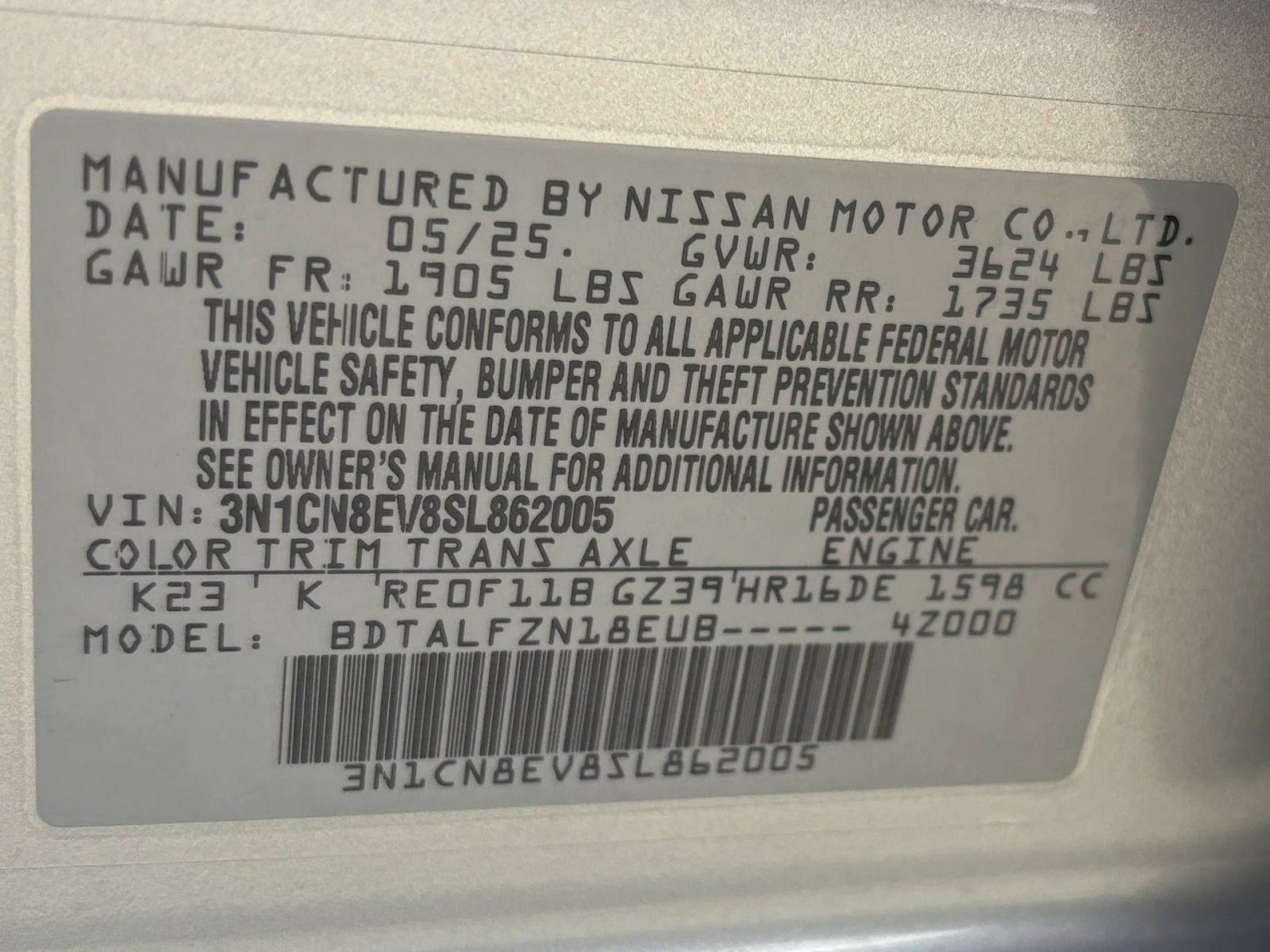 Used 2025 Nissan Versa SV FWD image 30