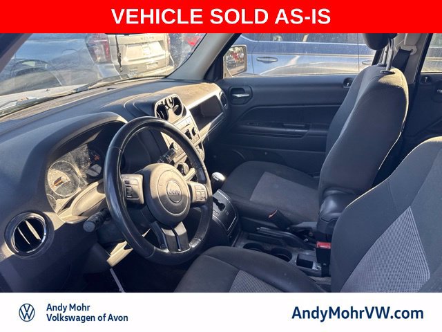 Used 2014 Jeep Patriot Latitude w/ Sun/Sound Group AWD/4WD image 3