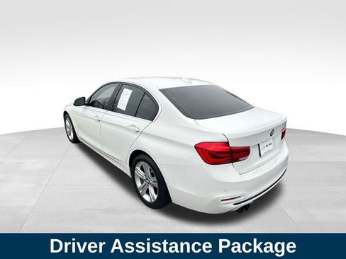 Used 2017 BMW 330i Sedan image 3