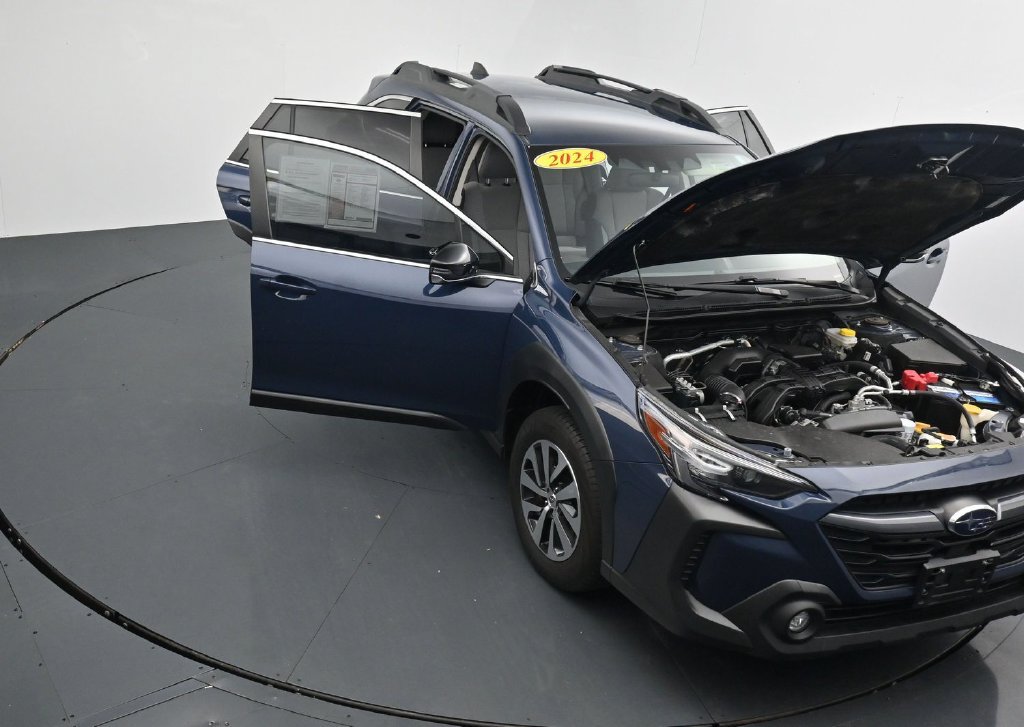 Used 2024 Subaru Outback Premium AWD/4WD image 39