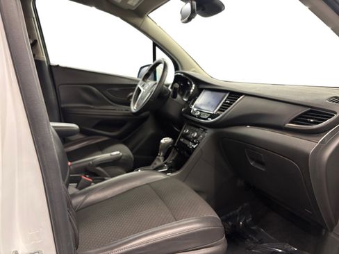Used 2018 Buick Encore Preferred FWD image 15