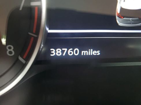 Used 2025 Nissan Rogue SV AWD/4WD image 5