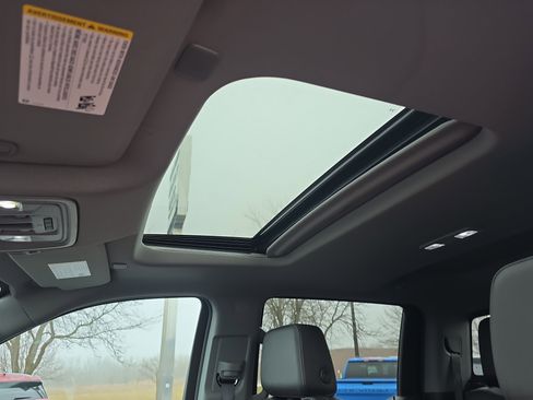 Certified 2024 GMC Sierra 1500 SLT w/ SLT Premium Plus Package image 19