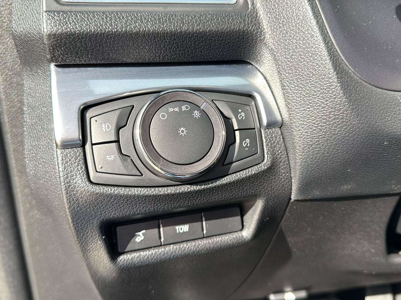 Used 2019 Ford Explorer Sport AWD/4WD image 14