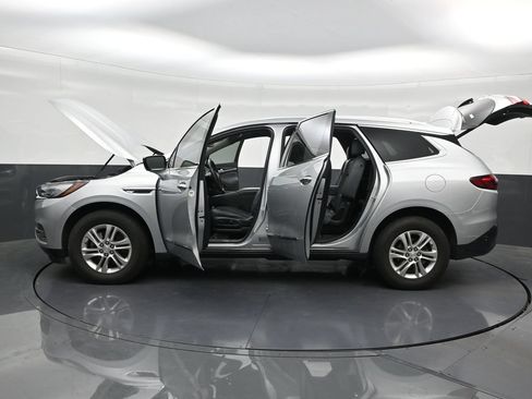 Used 2021 Buick Enclave Essence w/ Sound and Sites Package FWD image 34