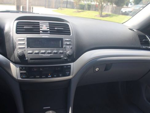 Used 2005 Acura TSX FWD image 8