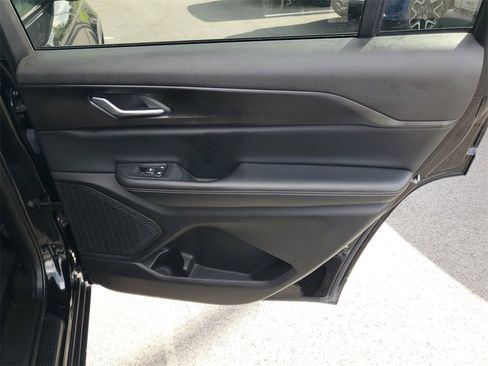 Used 2023 Jeep Grand Cherokee L Altitude image 35