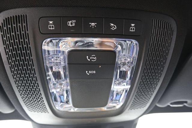 Used 2023 Mercedes-Benz GLB 250 image 27