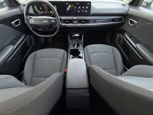 Used 2025 Kia K4 FWD image 10
