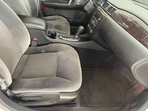 Used 2015 Chevrolet Impala Limited LS FWD image 27