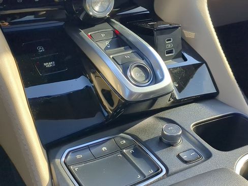 Used 2024 Acura MDX SH-AWD w/ Advance Package image 27