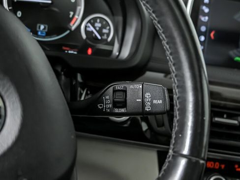 Used 2018 BMW X5 xDrive40e image 26