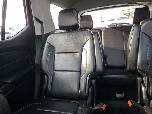 Used 2018 Chevrolet Traverse LT w/ LPO, Floor Liner Package image 14