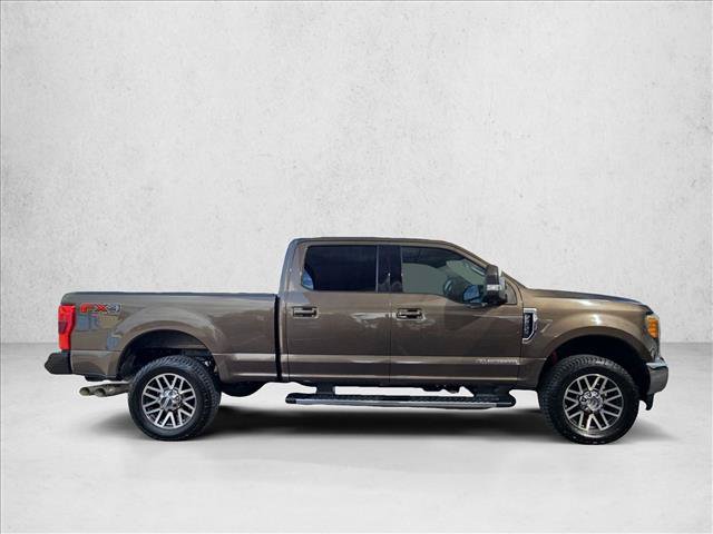 Used 2017 Ford F250 Lariat AWD/4WD image 4