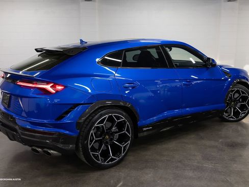 Used 2024 Lamborghini Urus Performante AWD/4WD image 14